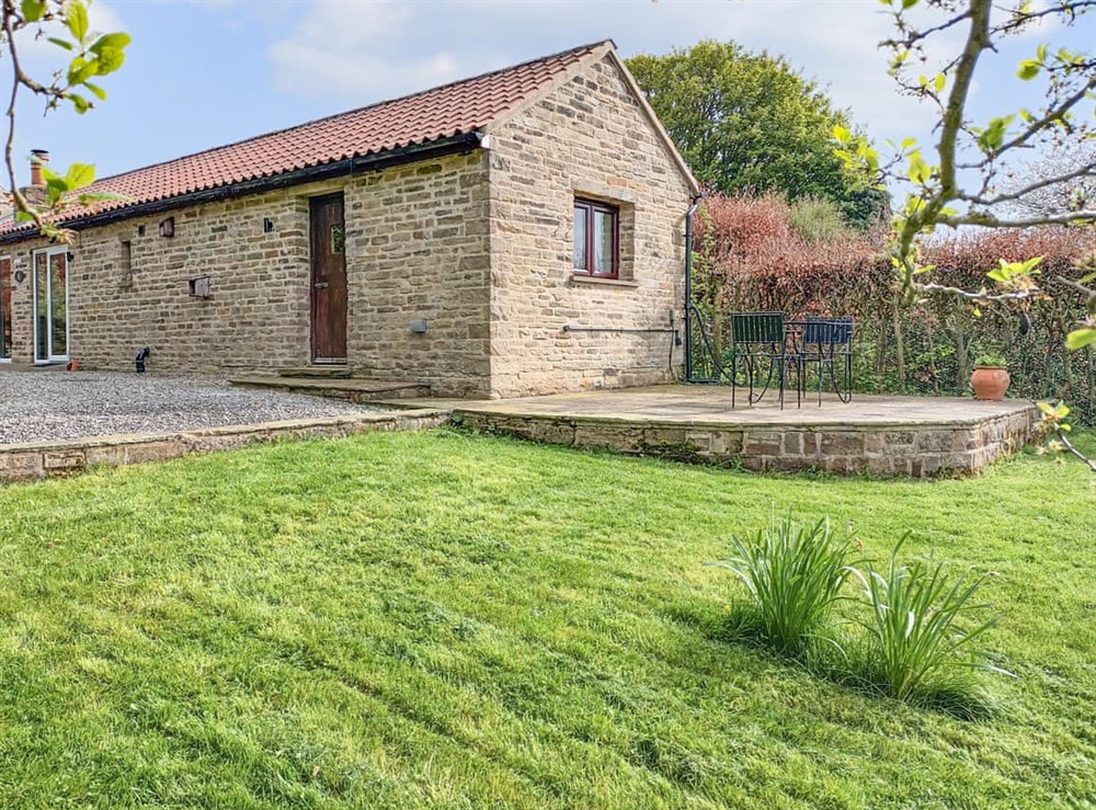 Garden at Hillcrest Cottage in Broxa near Scarborough, North Yorkshire