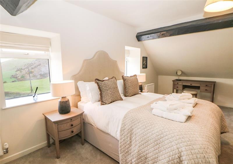One of the 10 bedrooms (photo 3) at Hillcrest House, Thorpe near Ashbourne