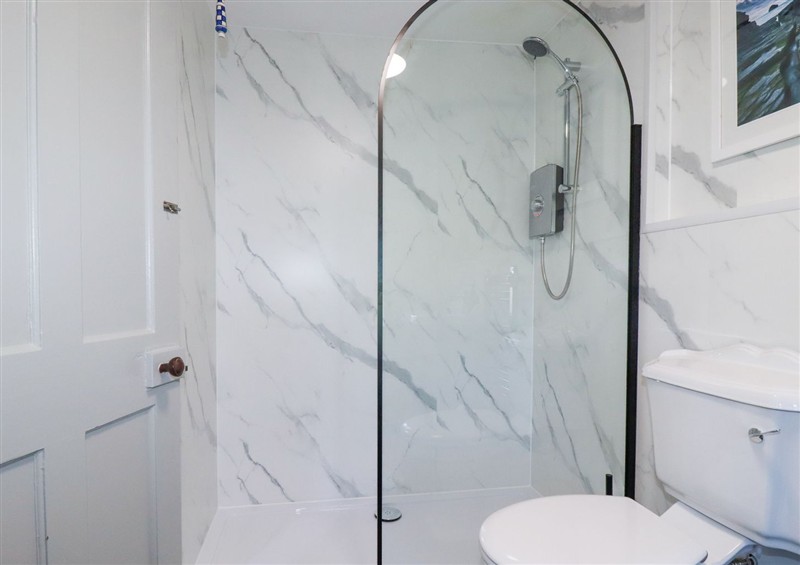 This is the bathroom at Hilldene, Treknow