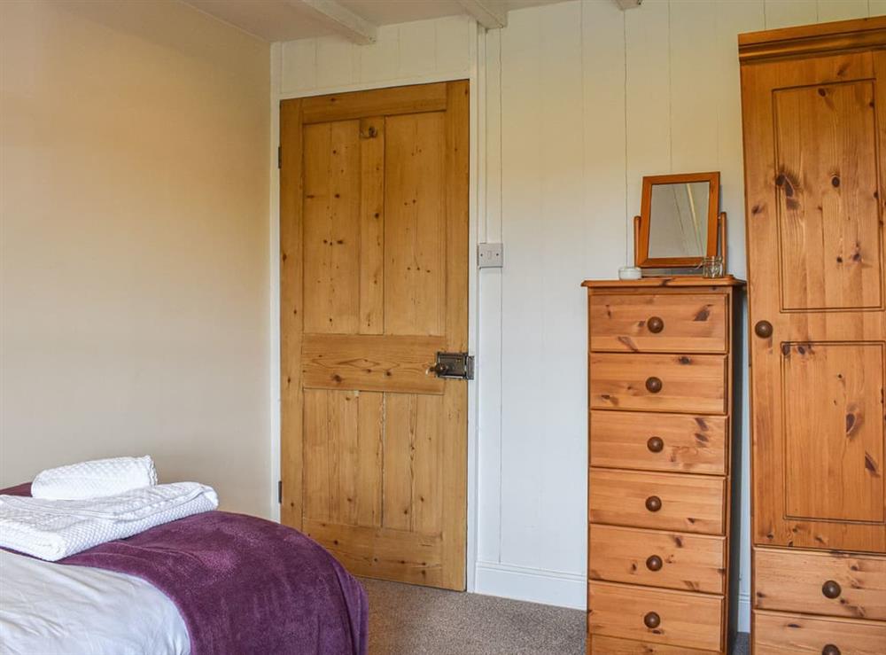 Double bedroom (photo 2) at Hillrise in Glaisdale, North Yorkshire