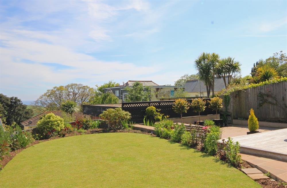 Beautifully manicured lawn and garden area at Hillsbrook in , Salcombe