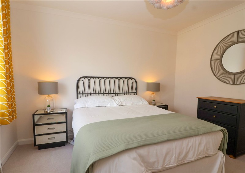 One of the 2 bedrooms (photo 3) at Hillside, Bishops Cleeve