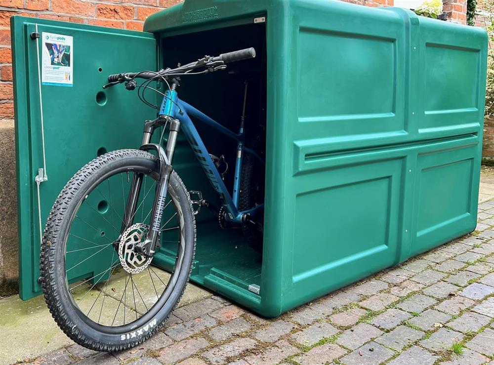 Bike storage for 2 large or 4 small bikes. Bring your owner locks at Hillside Cottage in Audlem, near Nantwich, Cheshire