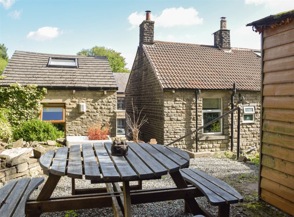 Outdoor at Hillside Cottage in Glossop, Derbyshire