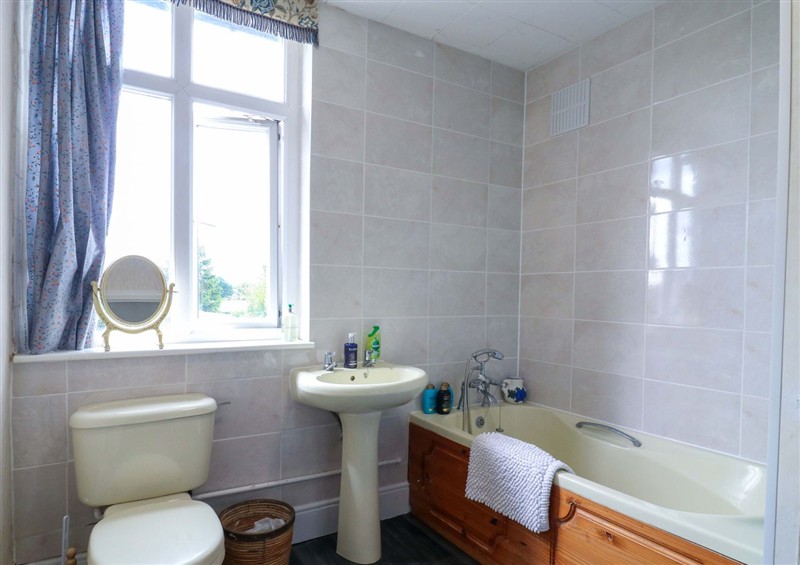 Bathroom (photo 2) at Hillside, Holmer Green