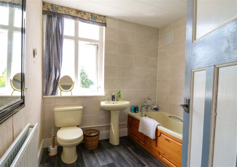 Bathroom at Hillside, Holmer Green