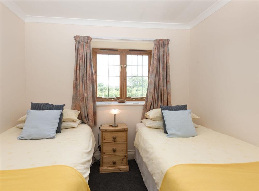 Comfortable twin bedroom at Hilltop Barn in Arreton, near Newport, Isle Of Wight