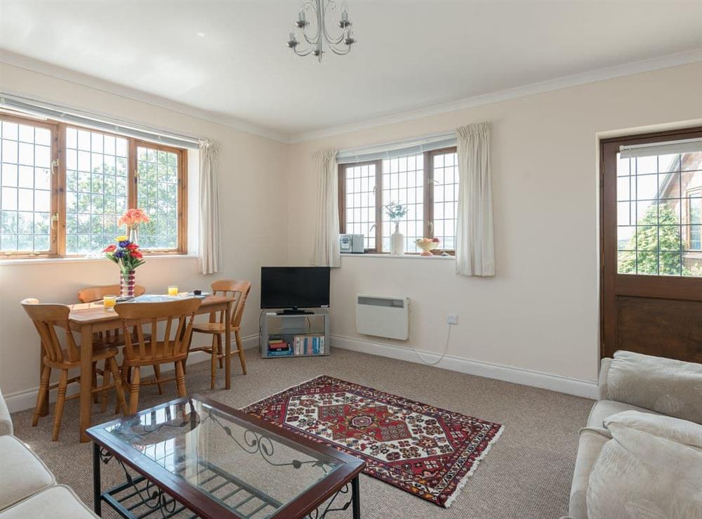 Spacious living and dining room at Hilltop Barn in Arreton, near Newport, Isle Of Wight