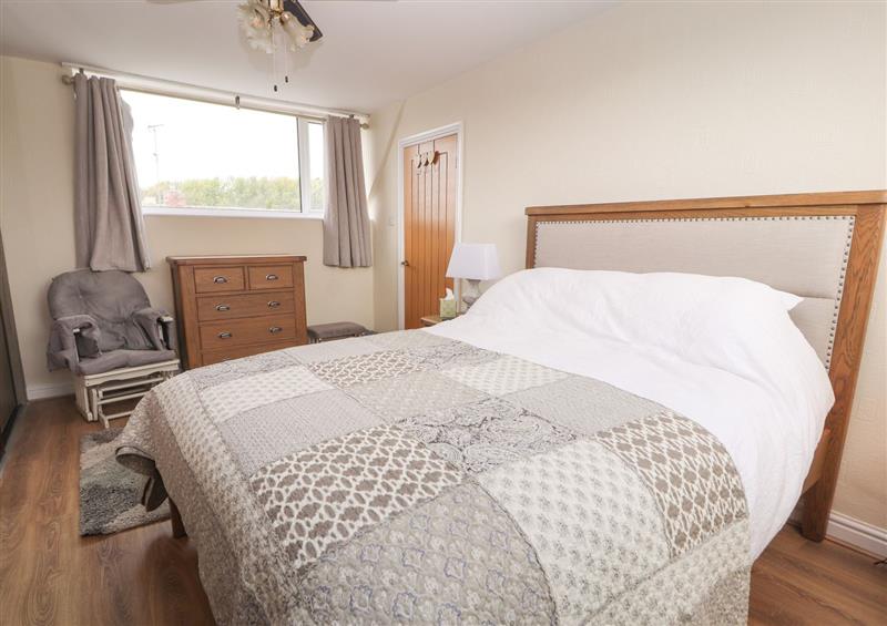 This is a bedroom (photo 2) at Hilltops, Deganwy