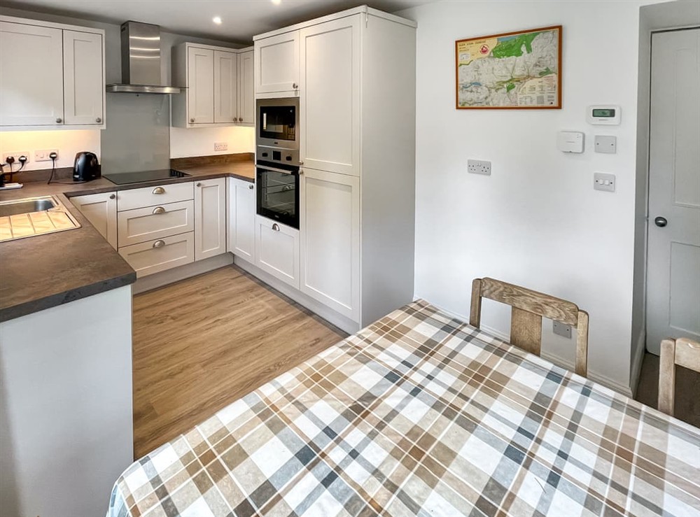 Kitchen/diner (photo 2) at Hillview Cottage in Aberfeldy, Perthshire