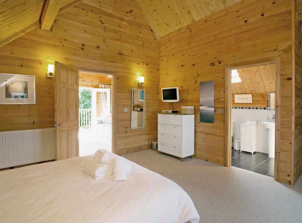 Double bedroom (photo 3) at Hillview in Little Petherick, near Padstow, Cornwall