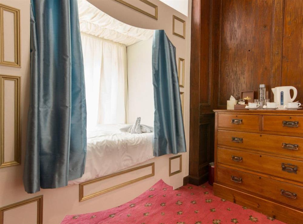 Quirky single bedroom at Hockwold Hall in Hockwold, near Thetford, Norfolk