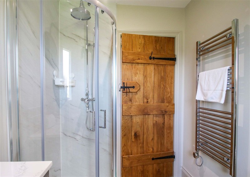 The bathroom (photo 2) at Hoddell Pitch Cottage, Kinnerton near New Radnor