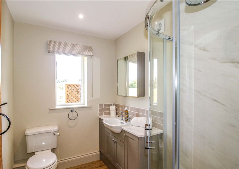 The bathroom at Hoddell Pitch Cottage, Kinnerton near New Radnor