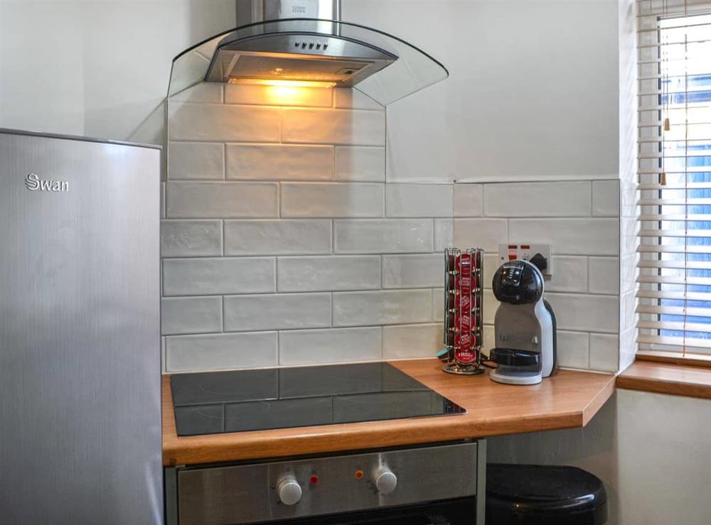 Kitchen at Hogarth Apartment by the Sea in Newbiggin-by-the-Sea, Northumberland