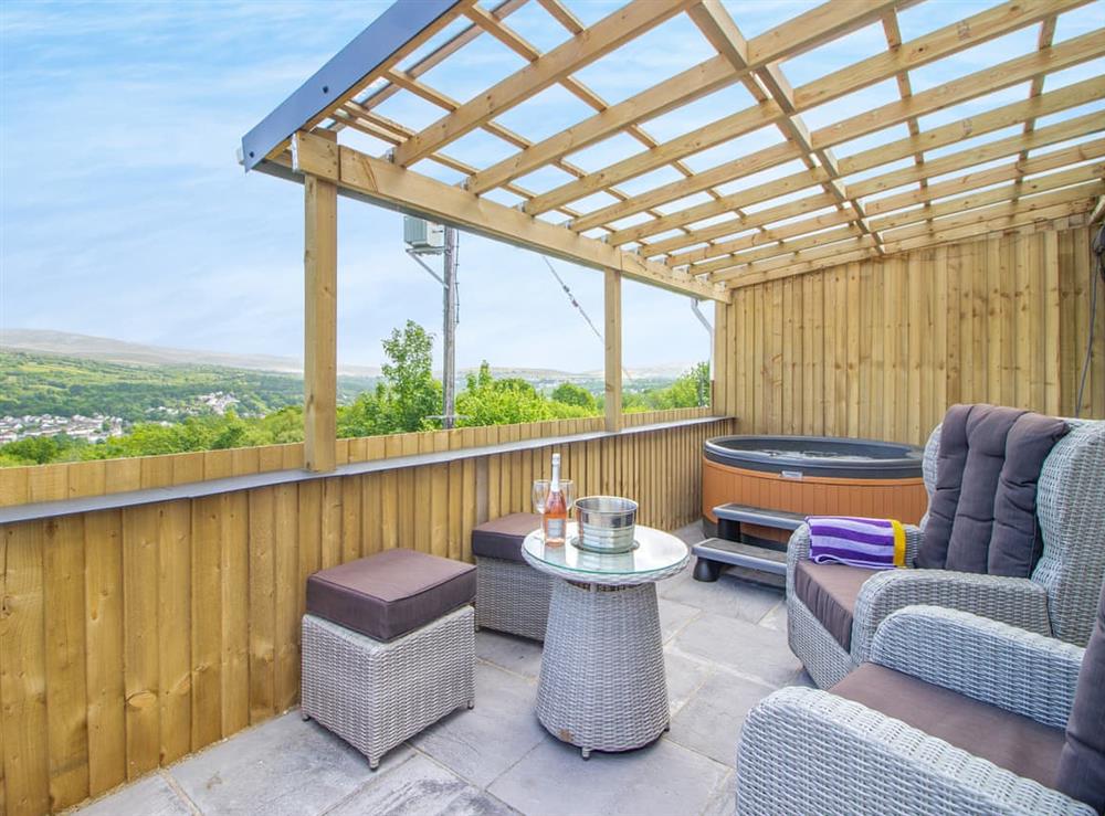 Outdoor area at Hoglet Cottage in Ammanford, Dyfed