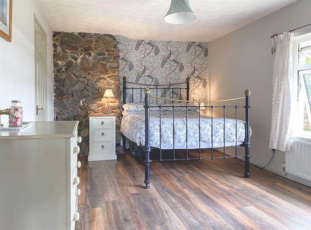 Double bedroom at Holemoor Cottage in Pyworthy, near Holsworthy, Devon
