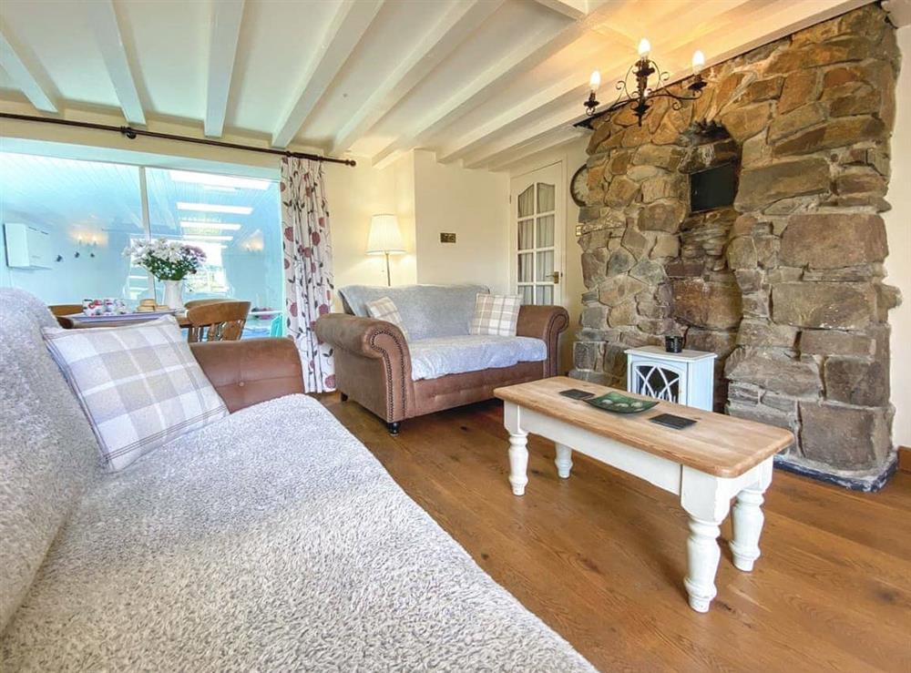 Living room at Holemoor Cottage in Pyworthy, near Holsworthy, Devon