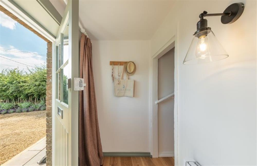 Ground floor: Entrance hallway (photo 2) at Holkham Skies, Wells-next-the-Sea