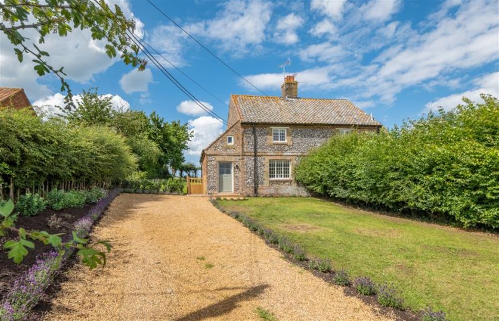 Parking for two to three cars in the driveway at Holkham Skies, Wells-next-the-Sea