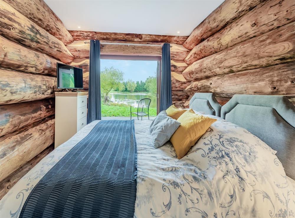 Double bedroom (photo 2) at Hollacombe Lodge in Hollacombe, near Crediton, Devon