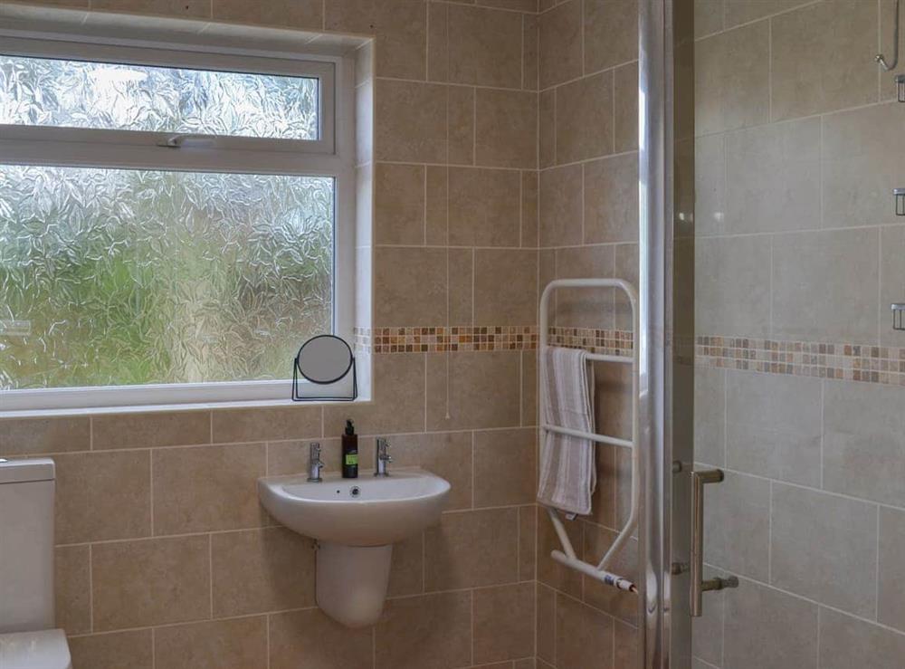 Shower room at Hollands Pond in Thorpe St Peter, Lincolnshire