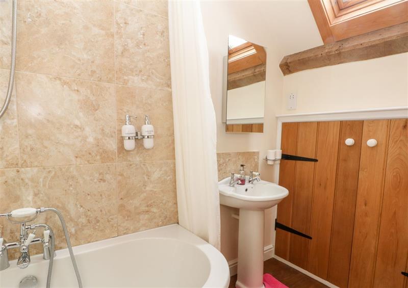 The bathroom at Holly Cottage, Ashbourne