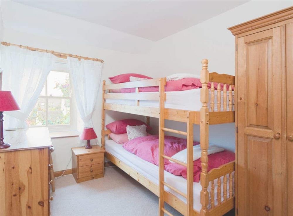Bunk bedroom at Holly Cottage in Bellerby, Wensleydale, North Yorkshire