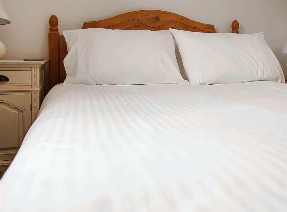 Double bedroom at Holly Cottage in Burgh Le Marsh, Lincolnshire