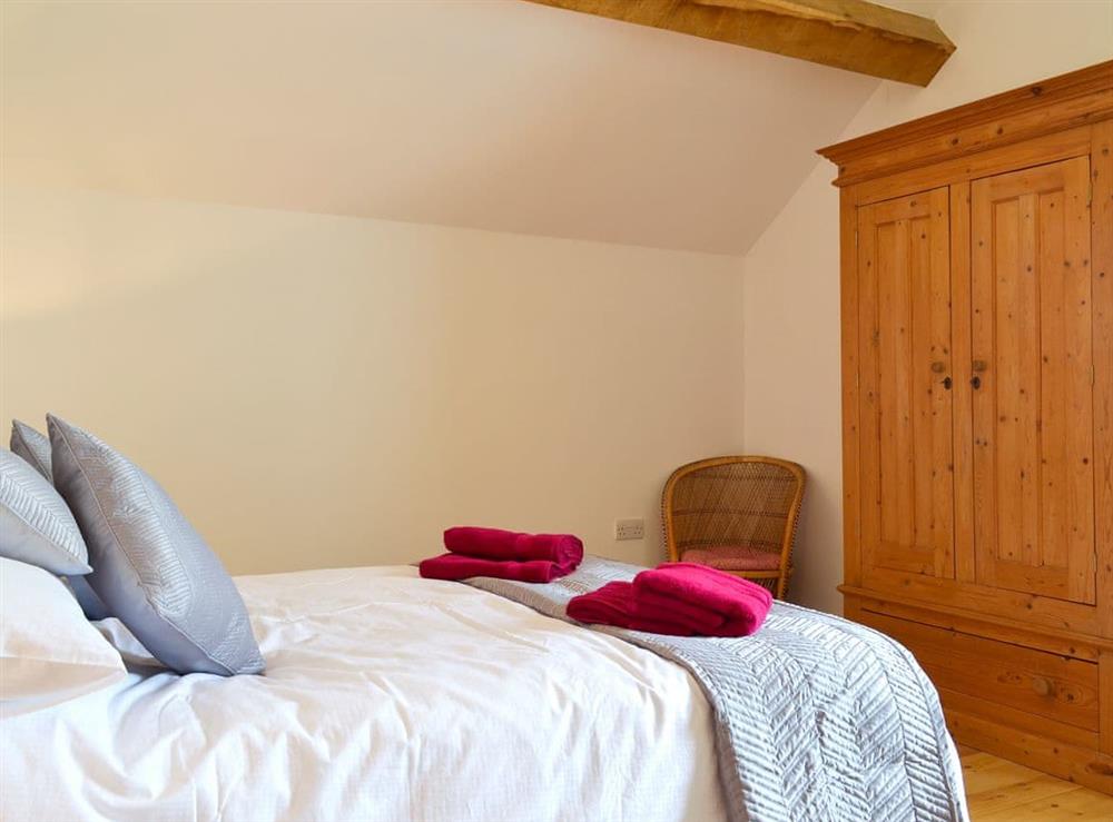 Well-appointed double bedroom (photo 2) at Holly Cottage in Handley, near Chesterfield, Derbyshire