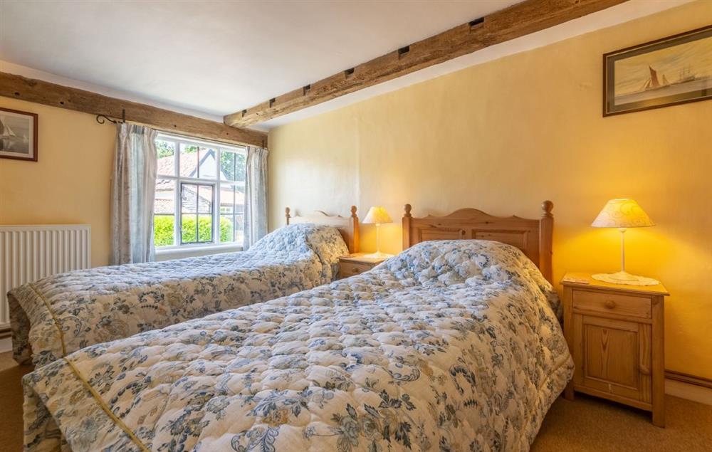 Twin bedroom with two 3’ beds at Holly Cottage, Huntingfield