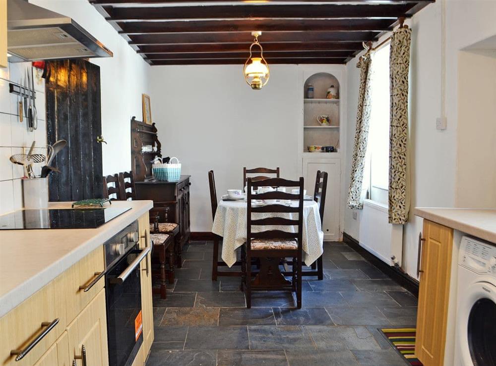 Spacious kitchen/dining room (photo 4) at Holly Cottage in Lower Cwmtrch, near Ystradgynlais, Powys