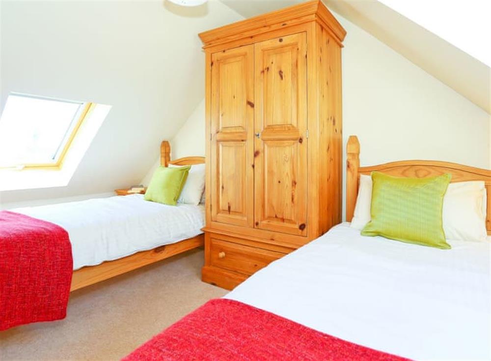 Twin bedroom at Holly Cottage in Uckfield, Sussex