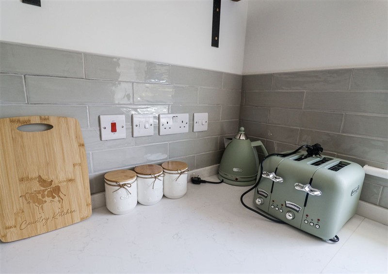 The kitchen (photo 8) at Holly Farm and Annexe, Holly Farm near Brantham