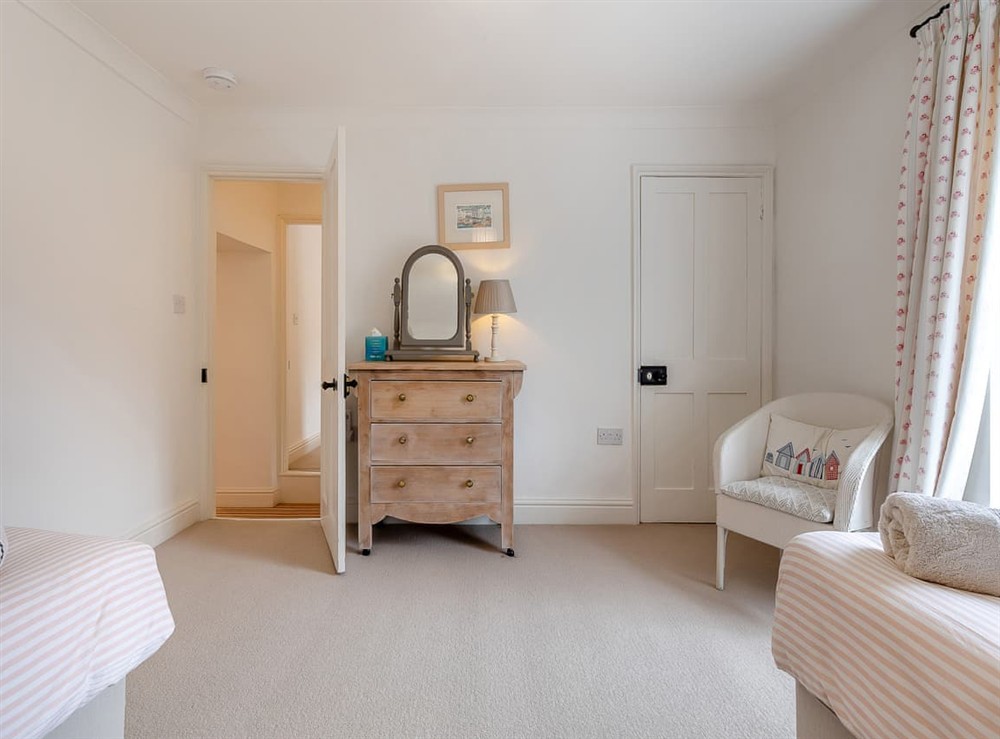 Twin bedroom (photo 3) at Holly House in South Creake, near Fakenham, Norfolk