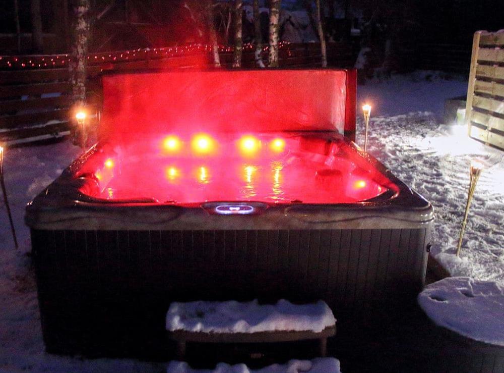 Hot tub in Winter at Holly Lodge in Aviemore, Highland, Inverness-Shire