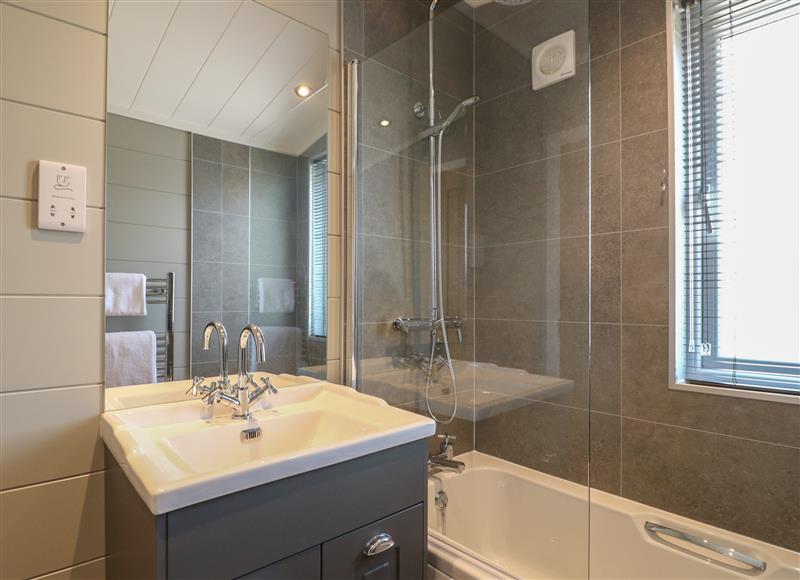 This is the bathroom at Holly Lodge, Winthorpe near Newark-On-Trent