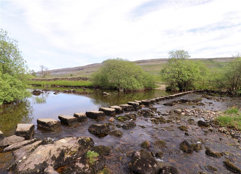 The setting of Hollybush Lodge