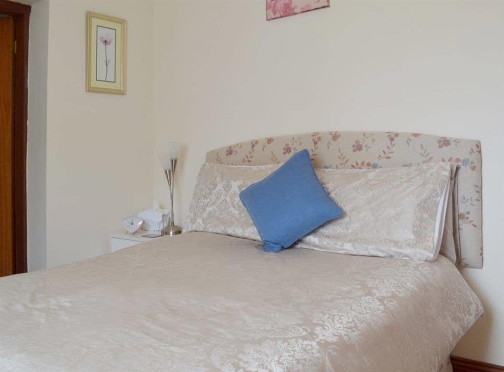 Charming double bedroom at Holme View in Clifton, near Ashbourne, Derbyshire