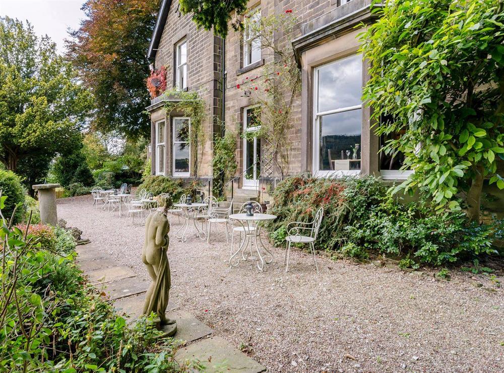 Photos of Holmefield House Darley Dale, near Matlock, Derbyshire