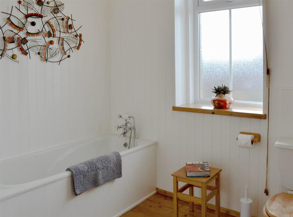 Light and airy bathroom with separate shower cubicle at Holmlea in Alnwick, Northumberland