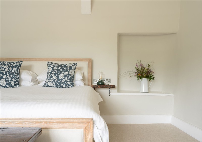 Bedroom (photo 4) at Holwell Farmhouse, Bampton