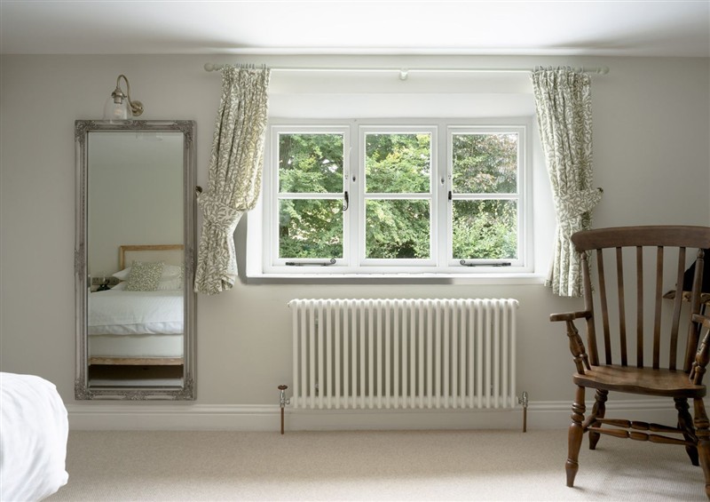 Bedroom at Holwell Farmhouse, Bampton