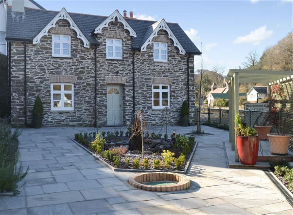 Attractive, detached holiday property at Home Cottage in Barbrook, near Lynton, Devon