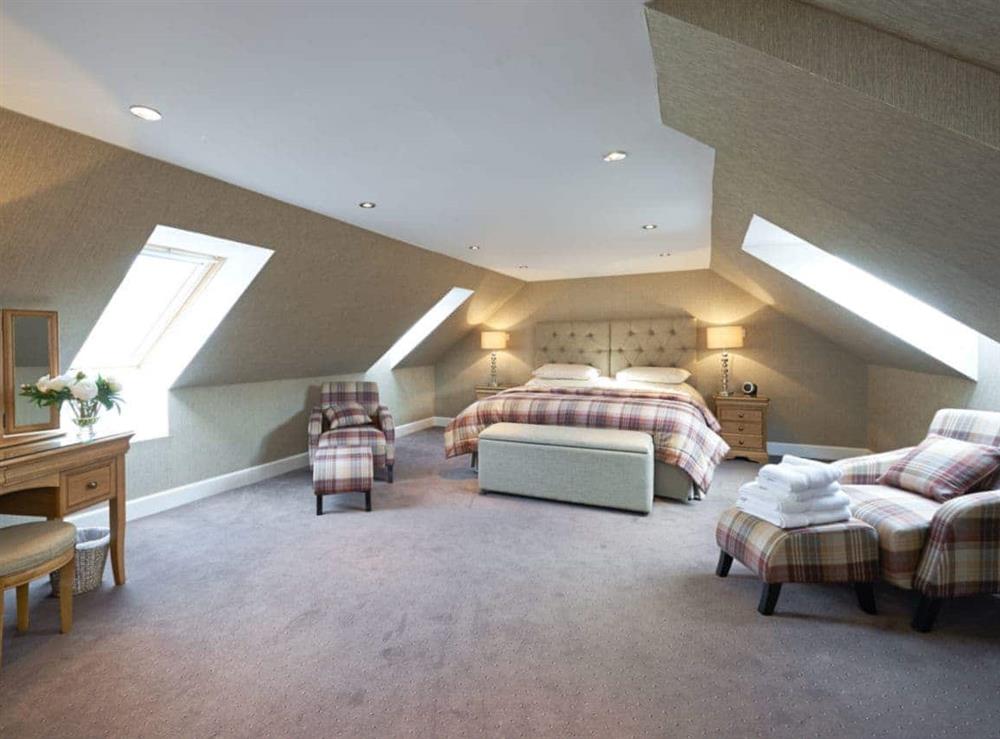 Double bedroom (photo 2) at Glendaruel Lodge, 