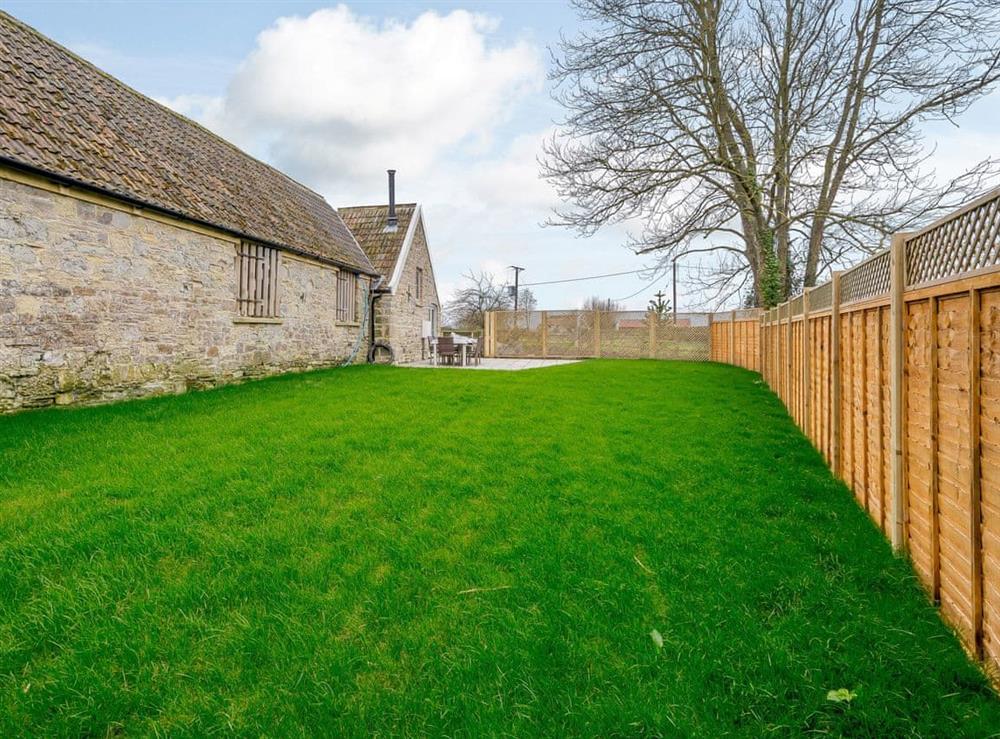 Large lawned private garden at Russett, 