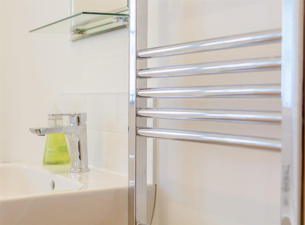 Lovely and warm bathroom with heated towel rail at Russett, 