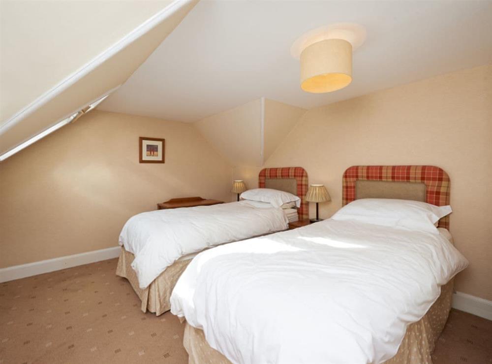 Twin bedroom at Home Farm Cottage, 