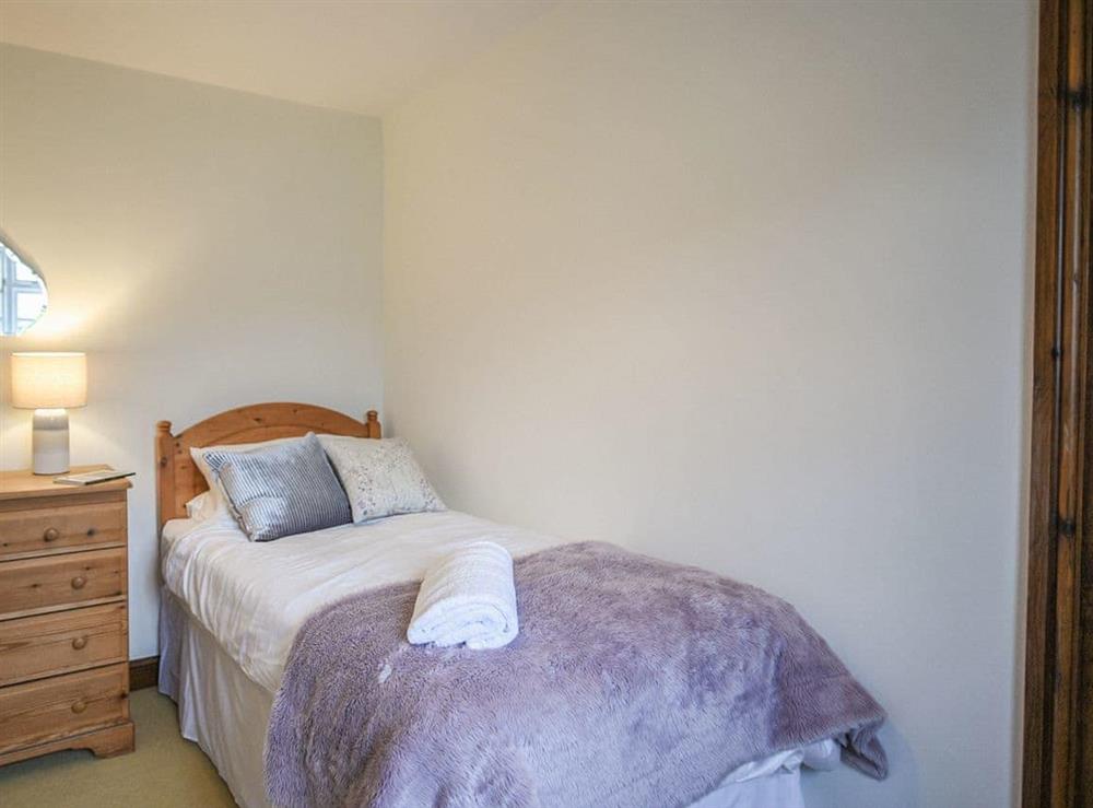 Single bedroom (photo 2) at Home Farm House in Dorrington, near Church Stretton, Shropshire