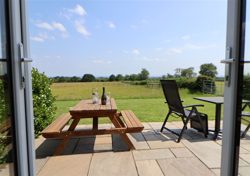 The perfect place to take seat at Honeypot Hideaways - Acacia, Higher Kinnerton